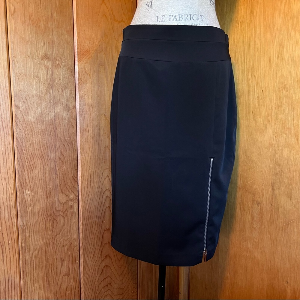 Nine West Black Pencil Skirt with Zipper Slit Size 10